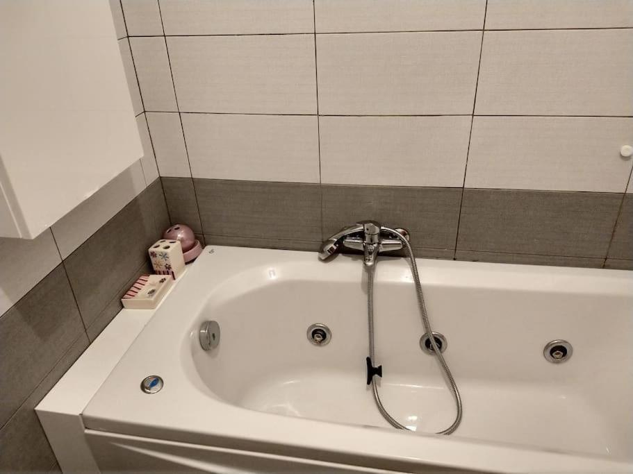 Appartamento Red House Tiburtina Roma
